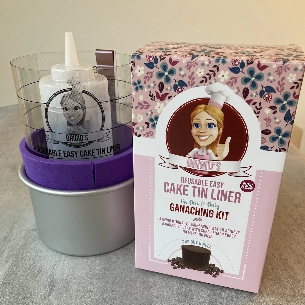 Brigid's Cake Room Round Ganaching Cake Tin Liner Kit 3 Brigid's Cake Room Round Ganaching Cake Tin Liner Kit - Image 3